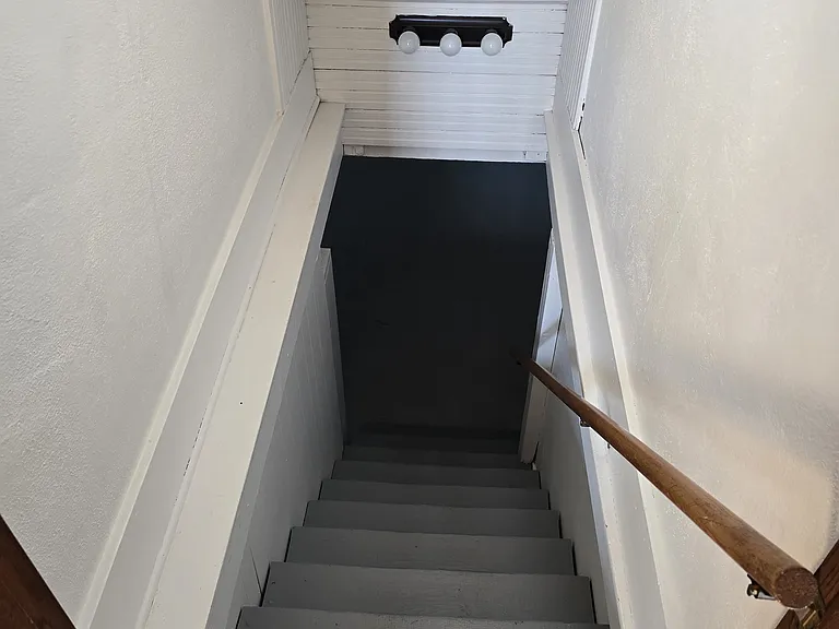 S Vine St — Photo 12