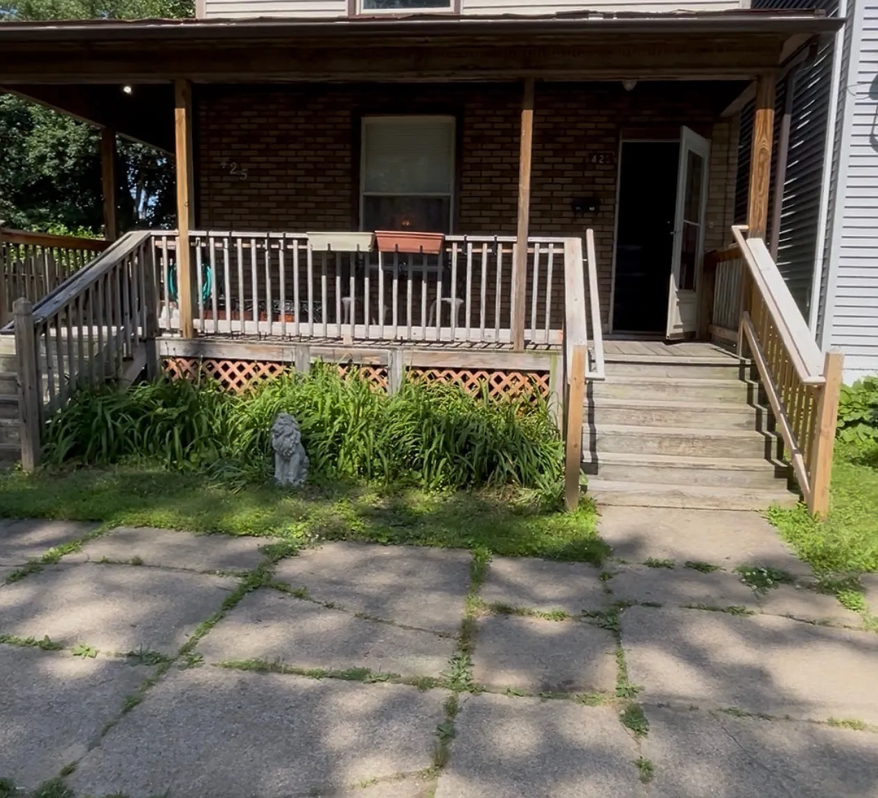 3 bed, 1235 sqft, $1,200 — Photo 1