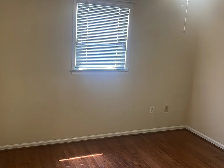 4311 Hendricks Dr — Photo 5