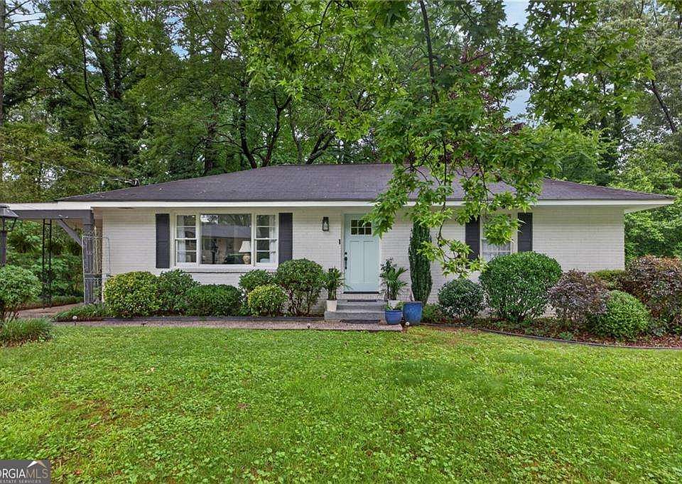 1st image of 558 Boyds Dr SE