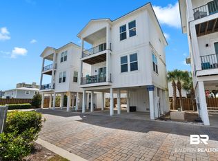 435 E 2nd Ave #B, Gulf Shores, AL 36542