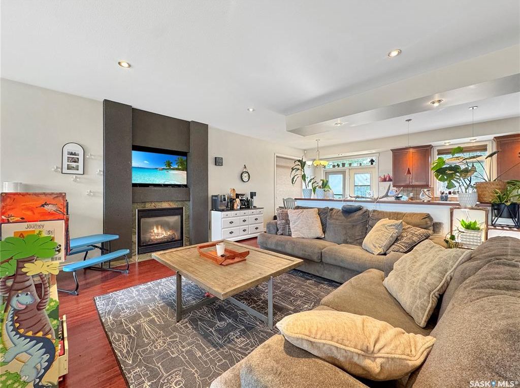 71 4th AVENUE, Battleford, SK - View 5