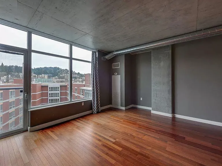 1926 W Burnside St #704 — Photo 19