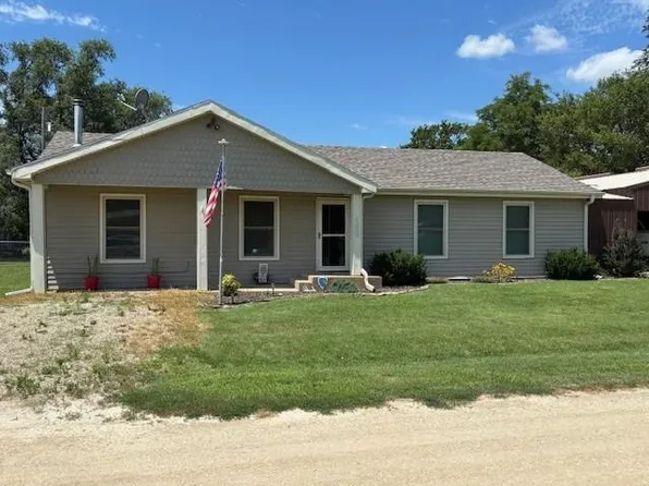 102 S Mill St, New Cambria, KS 67470