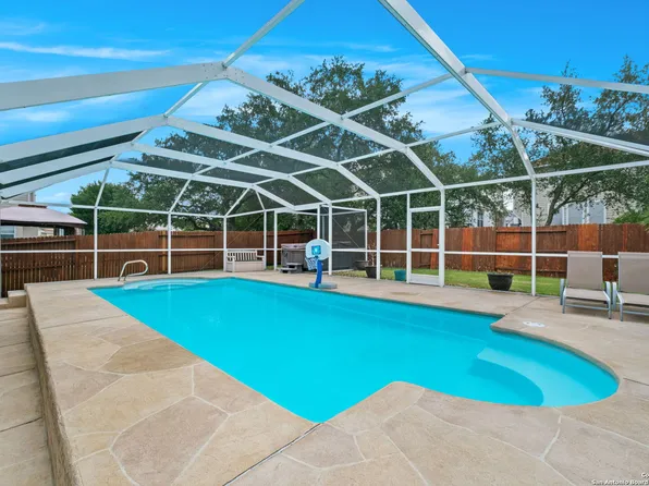 818 Maltese Gdn, San Antonio, TX 78260
