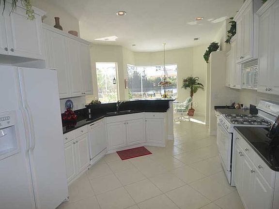 2nd image of 2885 Egret Ct