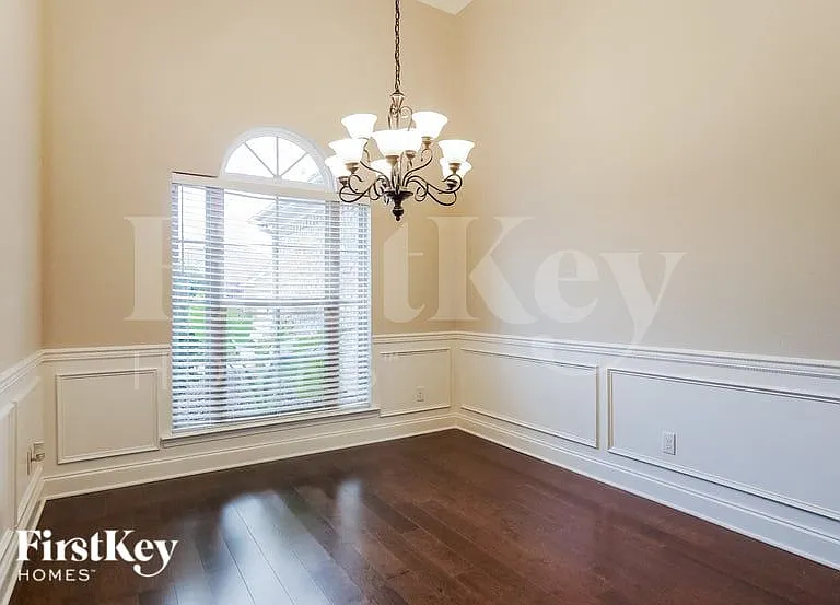 1012 Pilgrim Ln — Photo 5