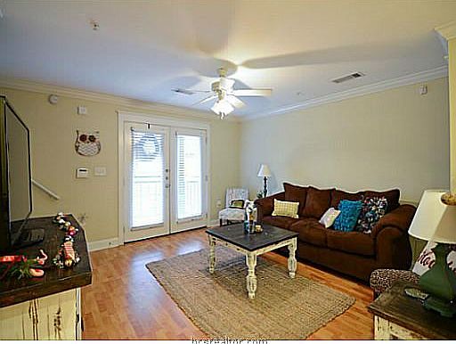 5th image of 1725 Harvey Mitchell Pkwy S #1333