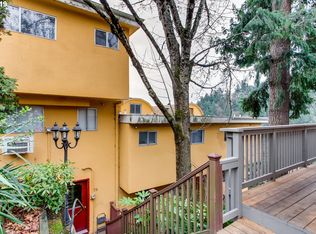 839 SW Broadway Dr APT 76, Portland, OR 97201