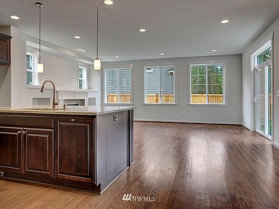 5th image of 2052 246th (Homesite 22) Avenue