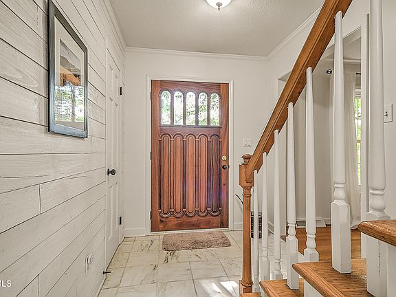 5th image of 229 Forest Hills Dr