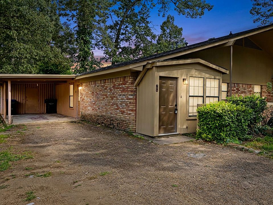 1st image of 704-706 Acorn Dr