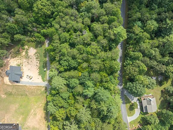 5th image of 24 Brookhaven Dr