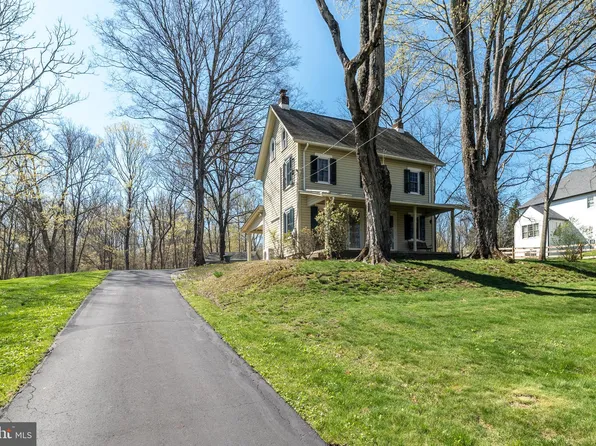 2655 Valley Rd, Jamison, PA 18929