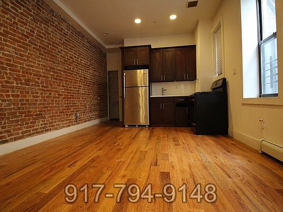 2nd image of 229 Bainbridge St #4LL