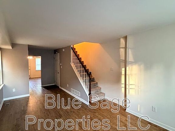 3rd image of 800-818 Main St #816