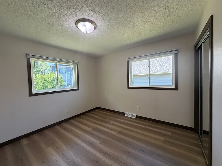 1116 Spruce Dr — Photo 8