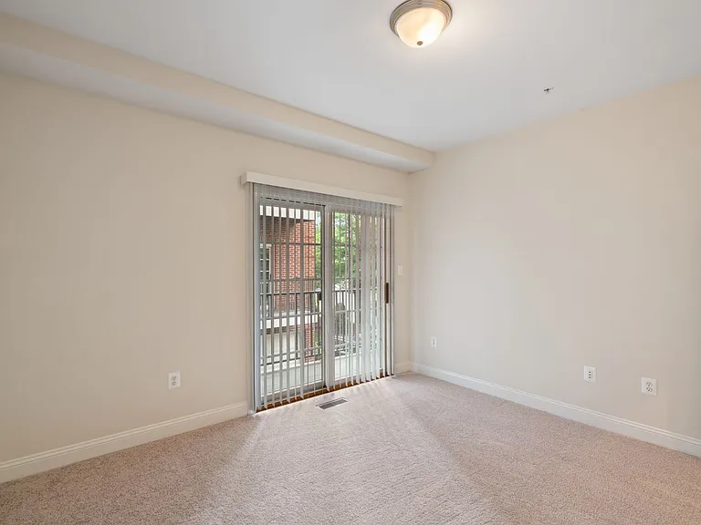 3426 Wilson Blvd — Photo 18