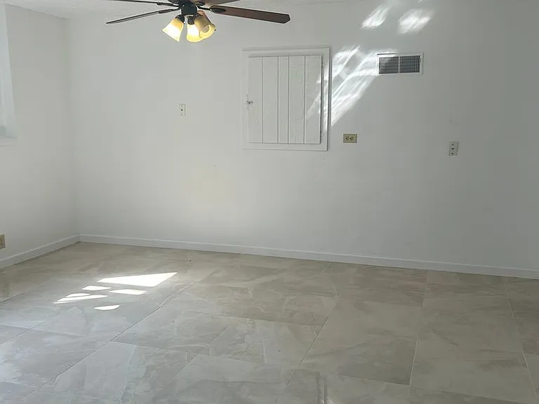 2774 Jessica Cir — Photo 17