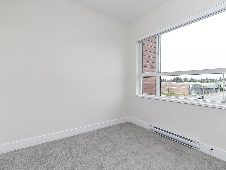 6960 Nicholson Rd — Photo 12