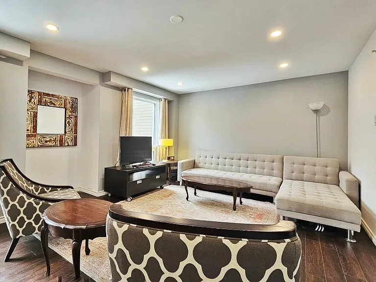 76 Gladecrest Ct #2 — Photo 7