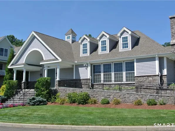 140 Kyles Way #140, Shelton, CT 06484