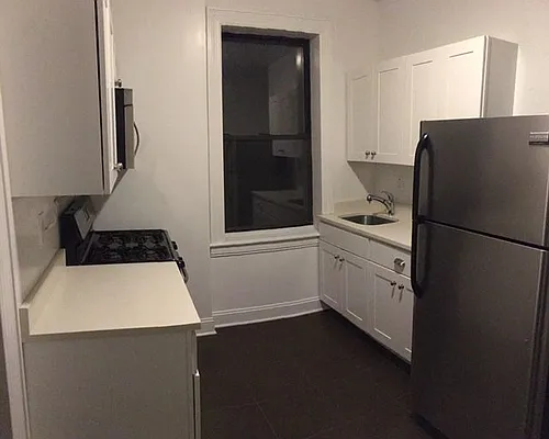 Rented by Talent Real Estate Inc. | media 15