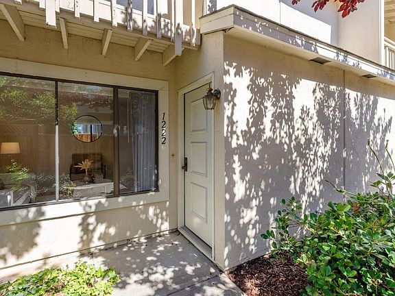 2nd image of 1222 Crescent Ter