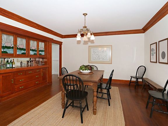 5th image of 1155 N Mar Vista Ave