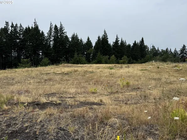 951 SW Spelling Pl #14, Cascade Locks, OR 97014