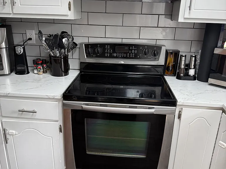703 Brian Ct — Photo 22