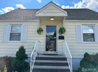 23 Myron St, Clifton, NJ 07014