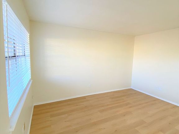 2nd image of 700 NW 17th St APT 11