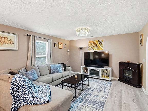 4th image of 3303 Joshstock Dr #3303C