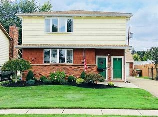 48 Fradine Dr #2, Cheektowaga, NY 14227