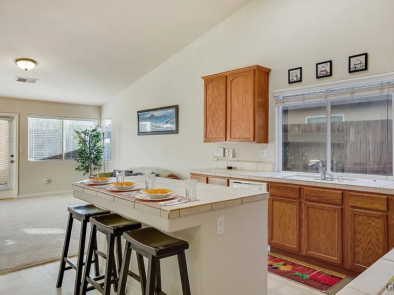 11705 Stellar Ave — Photo 7