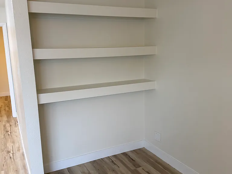 324 W Cleveland Ave — Photo 5