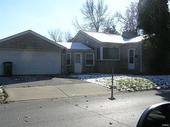 2nd image of 5726 McLaran Ave