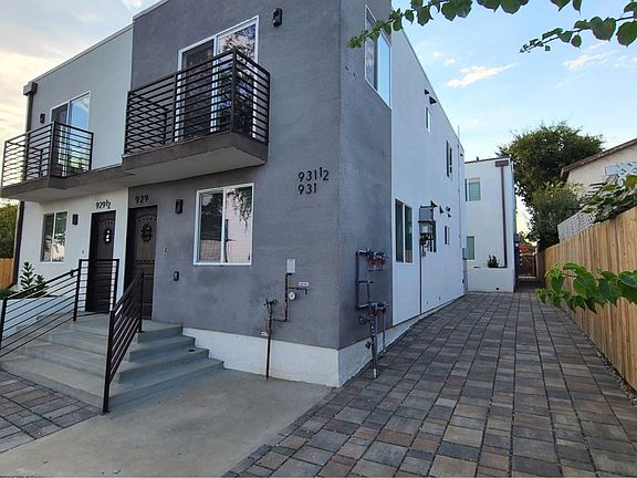 4th image of 929 S Lorena St #929F