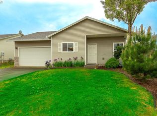 790 Columbia Dr, Molalla, OR