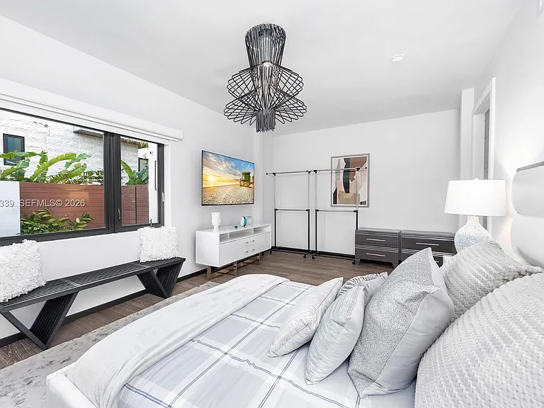 3734 Chase Ave — Photo 45