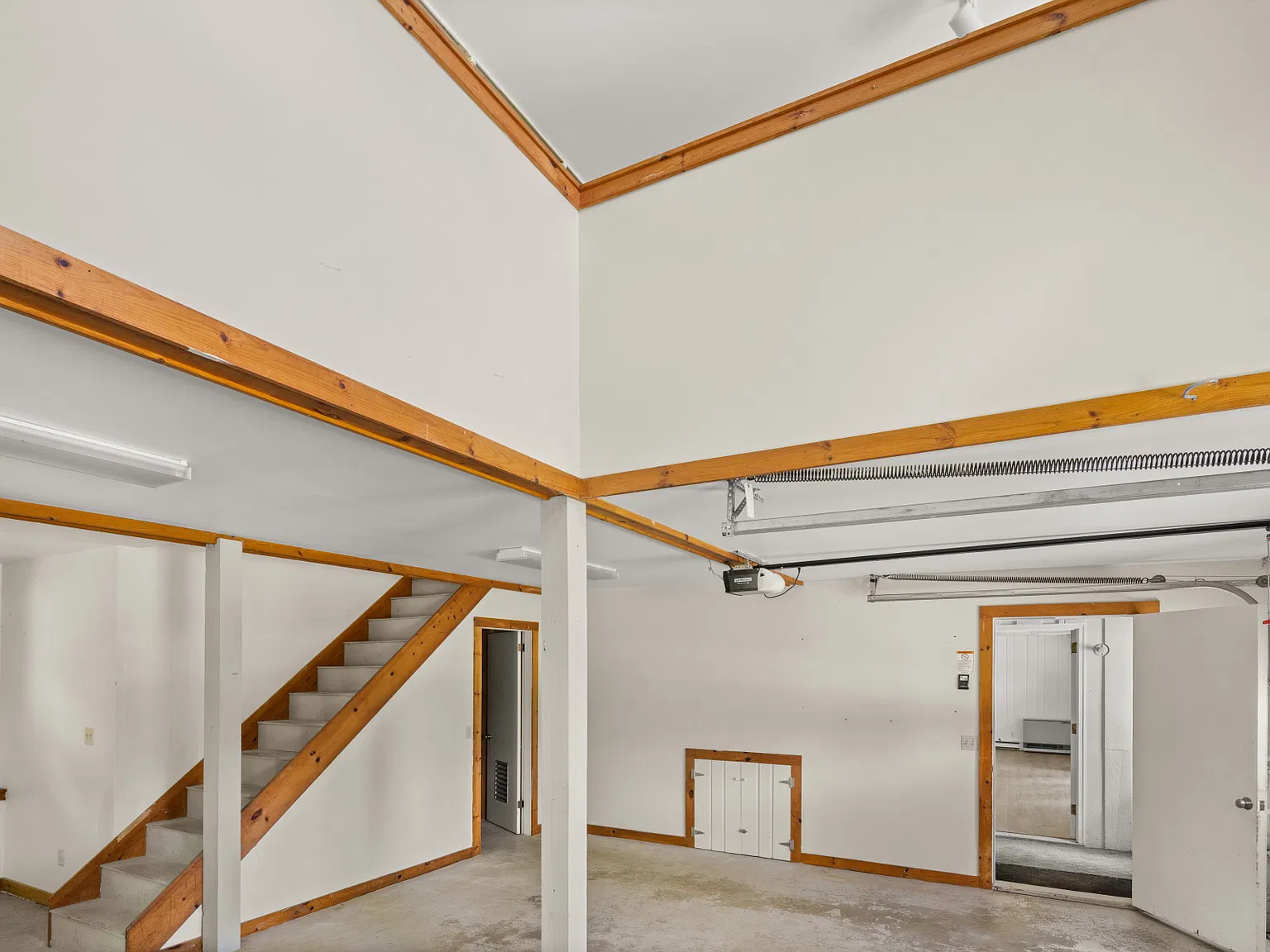 2 bed, 1600 sqft, $3,650 — Photo 2