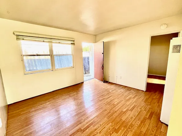 2055 N Morena Blvd, San Diego, CA 92110