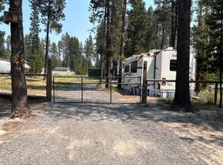 51670 Pine St, La Pine, OR 97739