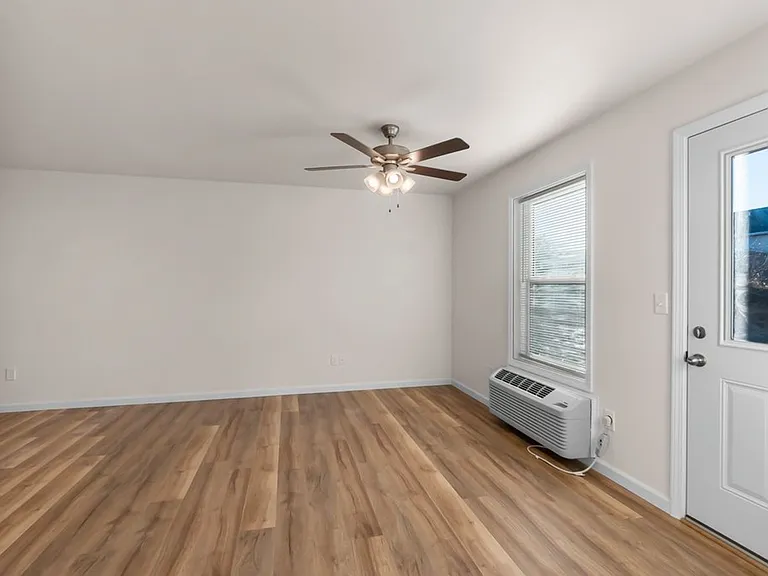 175 Highland Hills Dr — Photo 4