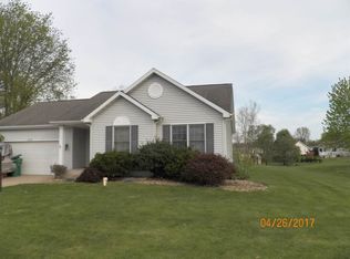 30707 Ashwood Dr, Granger, IN 46530