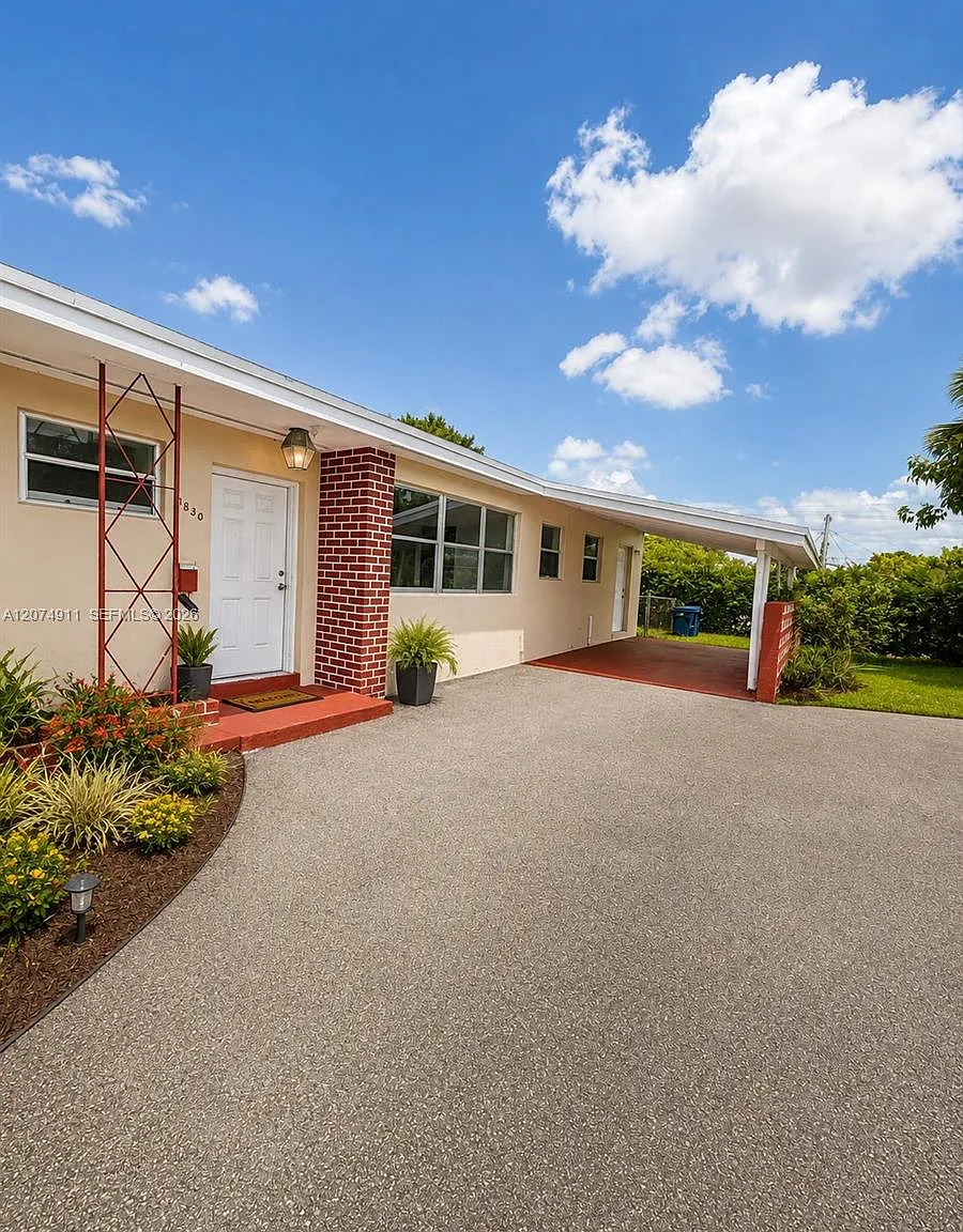 Scott Lake Manor Sec 5 — Photo 1