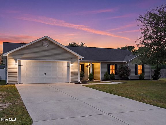 2nd image of 302 Tuscan Court