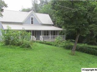 278 Hammond St, Valley Head, AL 35989