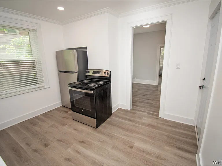 86 Scott St — Photo 11